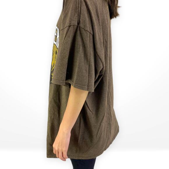 00s DELTA PRO WEIGHT Vintage Brown Gold Silver Pawn Shop T-Shirt - Picture 2 of 7